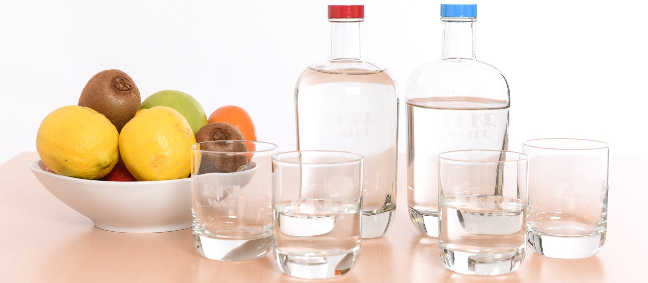waterdrinken_glazen_fruit_duurzaamheid_lkkrwater