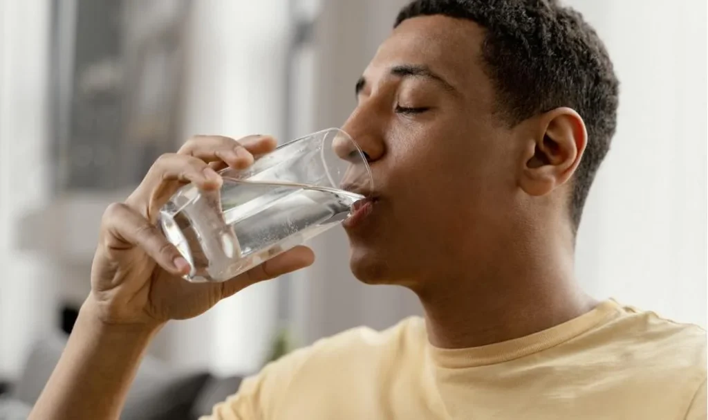 Verhoog je focus: waarom water drinken telt
